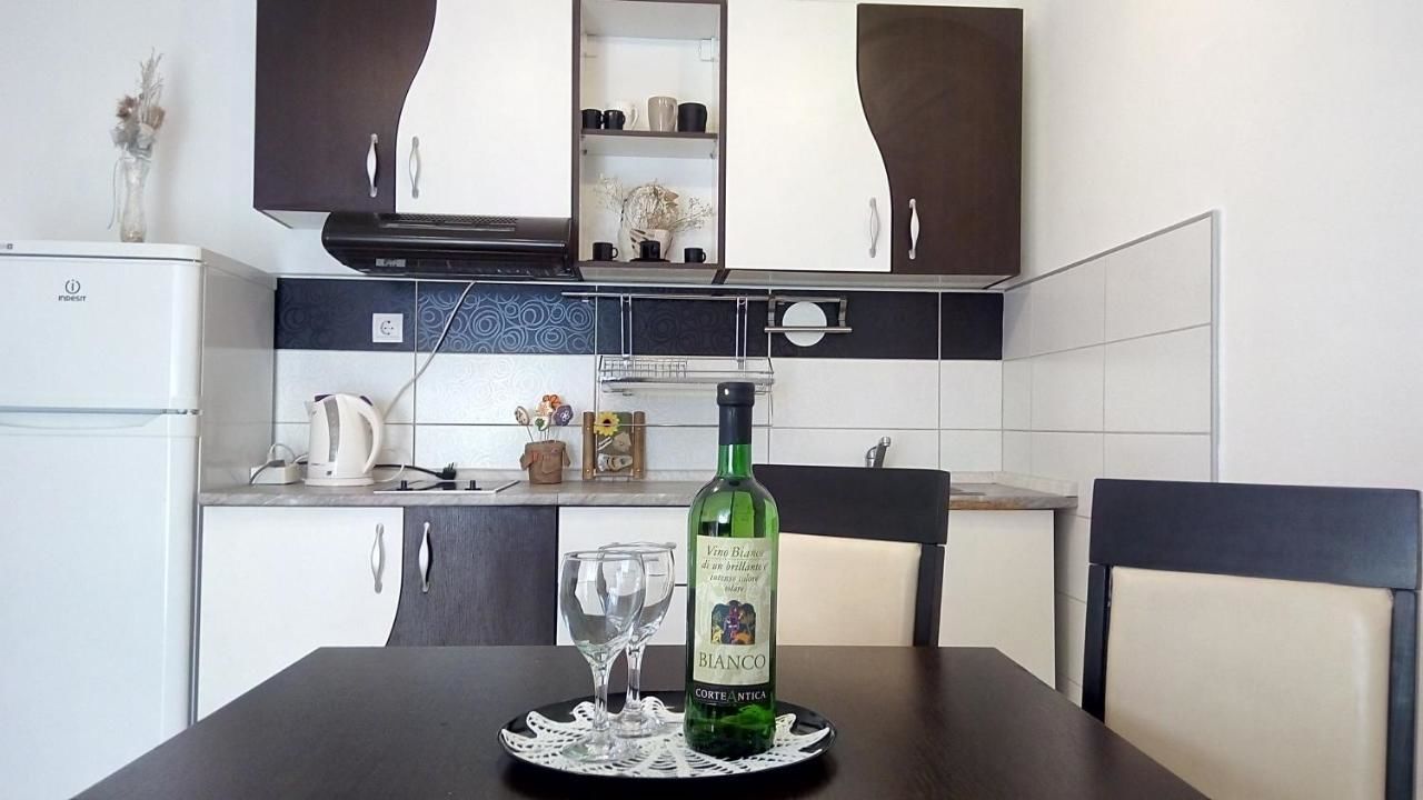 Апартаменты Apartments & Rooms Marina Херцег-Нови