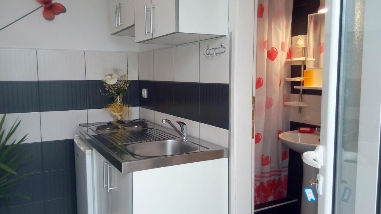 Апартаменты Apartments & Rooms Marina Херцег-Нови-27