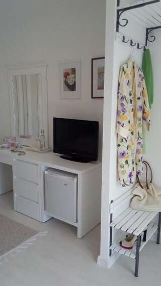 Апартаменты Apartments & Rooms Marina Херцег-Нови Двухместный номер с 1 кроватью и балконом, вид на море-13